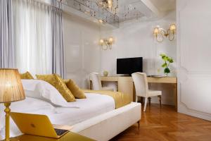 Junior Suite room in Lifestyle Suites Rome