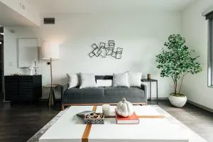 Hollywood Designer Apartment - Hollywood