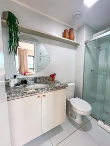 Apto com piscina, perto da praia e do Farol da Barra