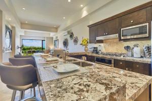 3BR Ground Floor - Resort Access - Private Beach