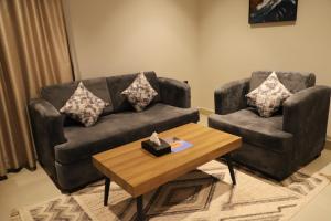 افال للشقق المخدومة -المونسية