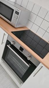 3 Bed House Central Luton London Luton Airport