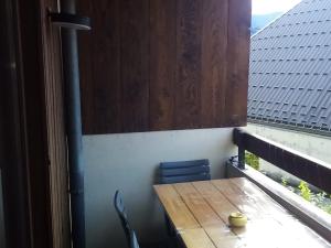 Studio familial au centre du village avec balcon et casier à ski - FR-1-624-163