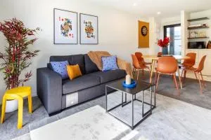 Bright & Stylish 2BR Near Addington Park - 阿丁顿