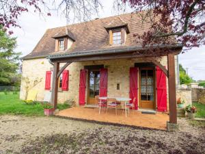 Maison chaleureuse près de Sarlat avec jardin clos, cheminée et équipements bébé - FR-1-616-47