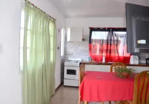 Hermosa casa hasta 4 pax con jardín y estacionamiento - Junín