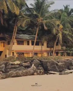 Kizhunna rock beach house - Mahe