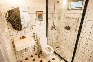 UMI Nest Apartment in Subic Bay with Self-Serve Breakfast - WiFi, Bathtub, Barbecue, Pet Friendly with a Fee