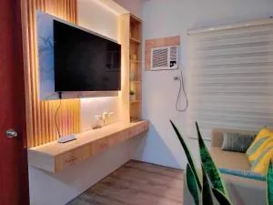 CoZy Suites Bacolod OneBedRoomSuite for FourPax - Bantud Hacienda