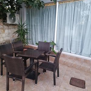 Drosoula house
