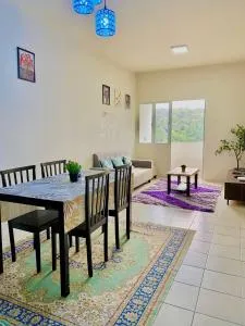 Indah homestay - 丹那拉打