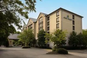 Hyatt Place Charlotte Airport/Lake Pointe - Shopton