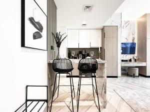 Indulge in a Regal Retreat at JVC