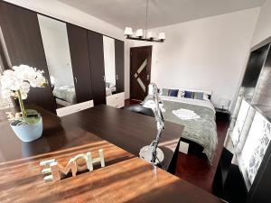 Fortress View Apartment