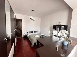 Fortress View Apartment