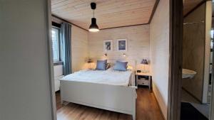 Falkstigen 5, Messlingen