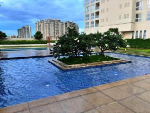 Luxury Studio at Leela Residences close to Manyanta Tech park and Airport