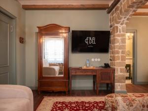 Vila Ebel Hotel Pool & Spa