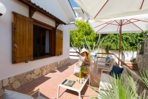 Appartamento in Villa con Terrazzo e Vista Golfo