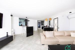 Front Sea Luxury Modern and High Standing La Marsa Corniche