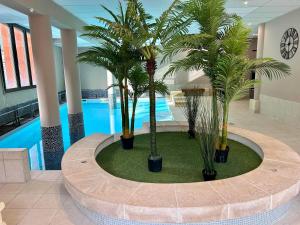 Appartements Le Rioumajou 1 - Grand T6 - Piscine - Centre St Lary : photos des chambres