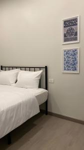 XX Hidden Dragon ChinaTown MRT Wat Mangkon Station