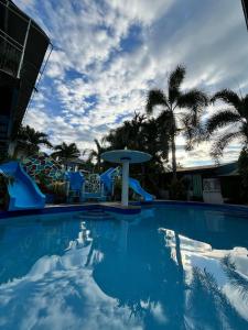 Isla Paraiso Resort-Hotel