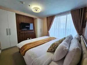 Sea La Vie at Azure North - Lagundi