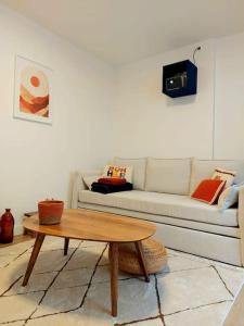Maisons de vacances Le Patio - Cinelodge avec jardin : photos des chambres