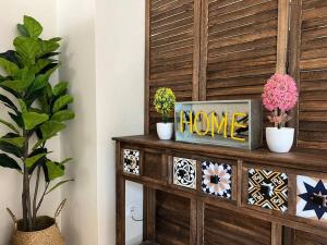 Karpal Singh Drive Seaside Georgetown 4BR-15pax by 3C