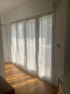 T2 Bayard - Quartier Mézières - 1 chambre -1 terrasse