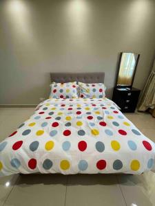 Meridin Bayvue - 3BR - 6 Pax - Near MMHE