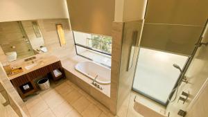 Entire 3 Bedroom Beachfront Villa Danang