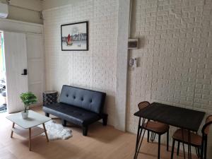 Haus Sathorn Pier 2 Cozy Bedroom City Center