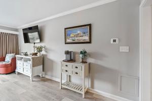 Cozy 2 Bedroom Condo at Ocean Creek Resort