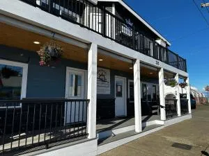 Dock Street Inn - Hoquiam