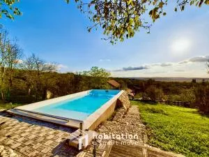 Casa cu piscina Cheile Nerei - 萨斯卡蒙塔讷