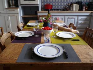 Maisons de vacances Grande maison de famille entre Bazas et Casteljaloux : photos des chambres