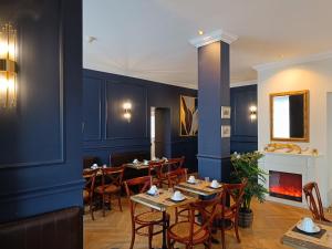 Hotels The Originals Boutique, Hotel d'Angleterre, Fecamp : photos des chambres