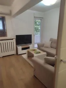 Two bedrooms apartment in Karpos - Karpoš Dva