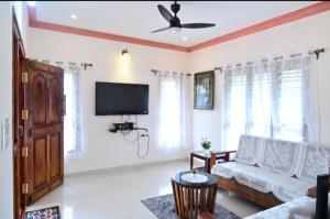 Vintage Valley Home stay