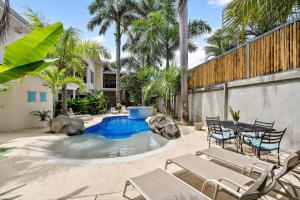 1-BD Near Beach Great for Digital Nomads