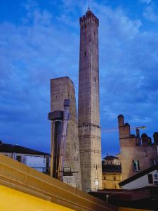 Two-Bedroom Suite room in YAWHome B&B