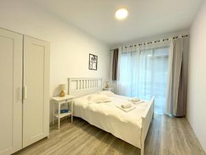 Riverside Lindas Apartment close to Kalinderu