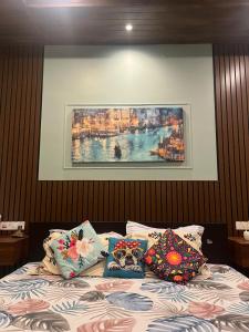Riverside Palm Luxe 1BHK near Kamakhya & IHR