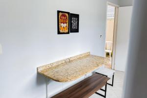 Apto de 01 quarto há poucos metros do mar! 0451