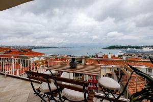 Bosphorus View with 2 Bedrooms and Central Location