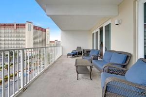 The Blue Turtle Laketown