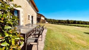 Maisons d'hotes Domaine de Canteloup au coeur des vignes avec piscine : photos des chambres