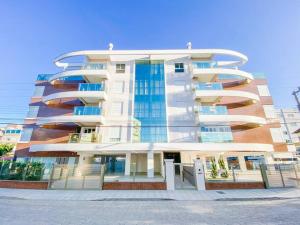 Apartamento poucos metros da praia de Palmas - 0112